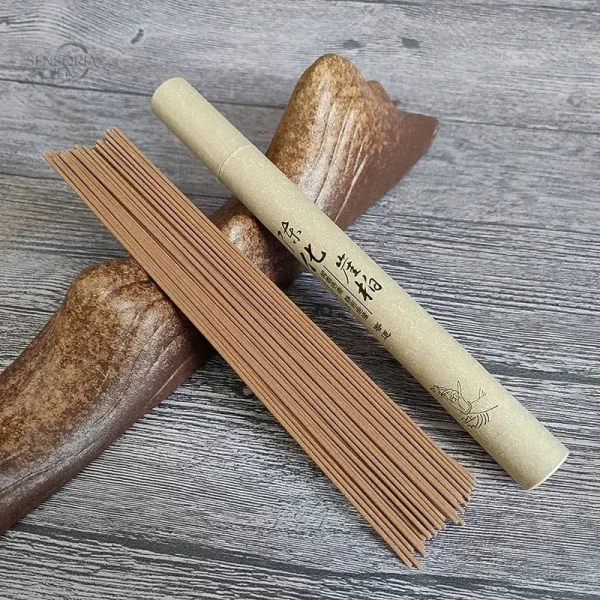 batons-encens-thuya-naturel-1 Bâtons d'encens Thuya - Boisé purifiant naturel