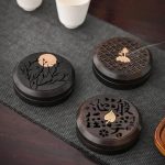 Brûleur d'Encens Bois Santal dans une boîte décorative