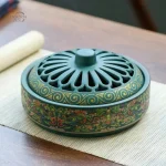 Grand brûleur d'encens décoratif en céramique asiatique