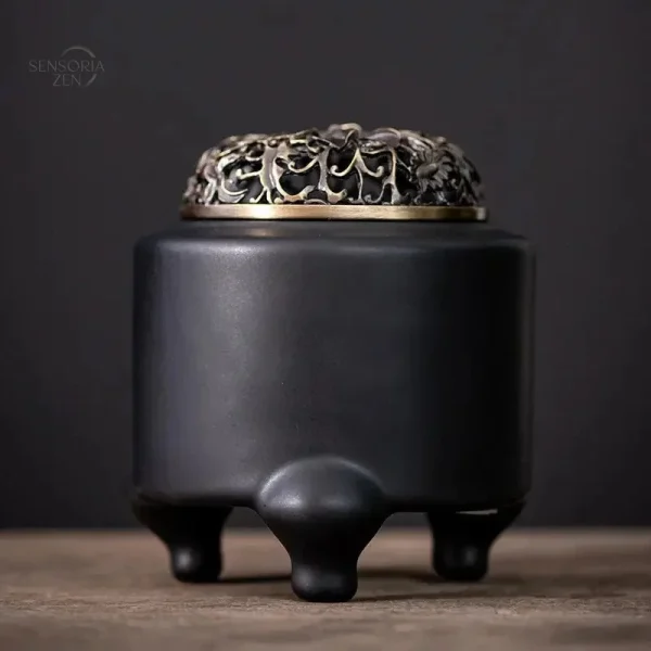 Accessoire pour aromathérapie : brûleur d'encens électrique