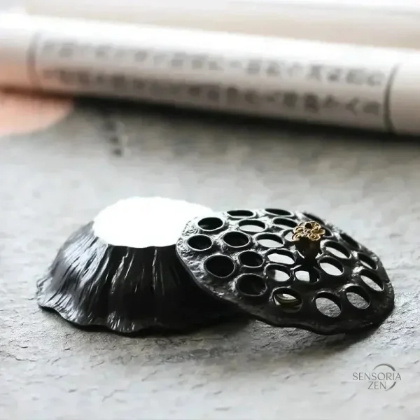 Brûleur d'encens en laiton, design Lotus pour le yoga et la méditation