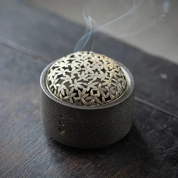 Brûleur d'Encens Design Épuré pour Intérieur Paisible