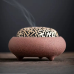 Trépied pour encens, design artisanal unique