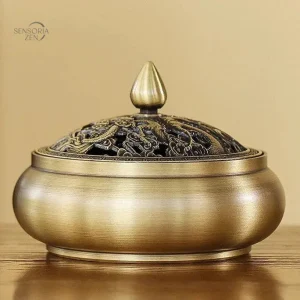 Brûleur d’encens en cuivre avec couvercle en forme de goutte