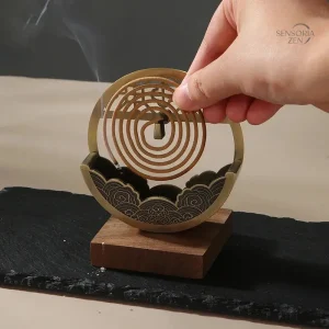 Support d'encens bobine en métal design zen