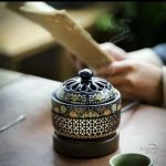 Brûleur d’Encens en émail, design oriental unique