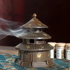 Accessoire d'encens en forme de pagode ancienne