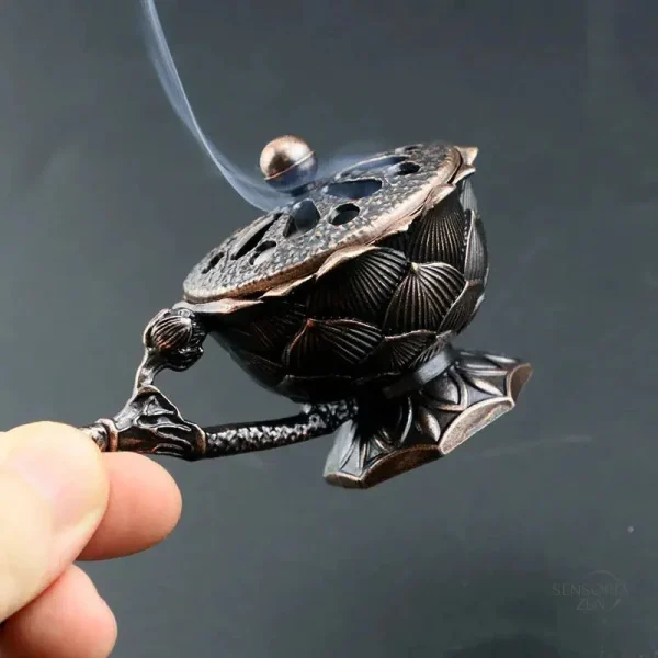 Accessoire encens : brûleur Lotus avec poignée décorative