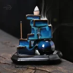 Artisanat céramique : fontaine d'encens géométrique