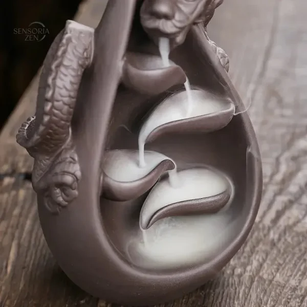 Fontaine zen en forme de dragon pour relaxation