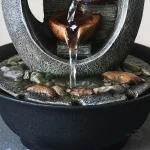 Cascade de rocaille pour une ambiance relaxante