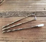Accessoires encens en cuivre au design rétro