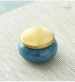 Encens et accessoires en cuivre pour rituel spirituel
