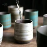 Émaillage artisanal sur mug céramique unique
