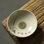 Design Wabi-Sabi : coupelle pour bâtons d'encens en céramique