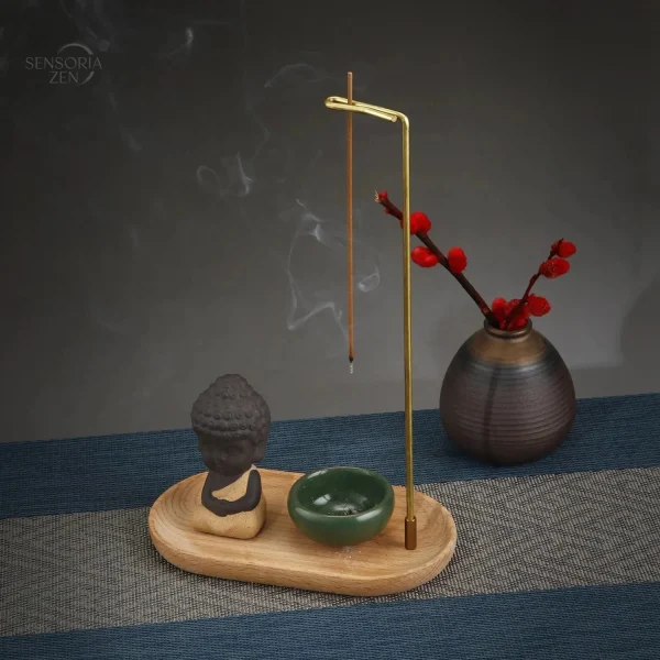 Accessoire encens petit moine en laiton, décoration spirituelle