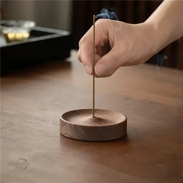 Support élégant pour bâtons d'encens, finition noyer