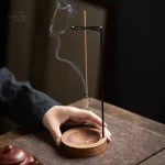 Support élégant pour utilisation encens sans fumée