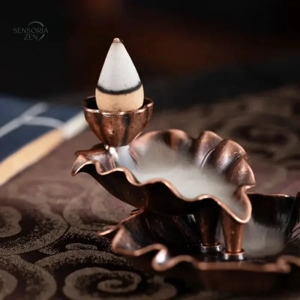 Cascade d'encens zen pour ambiance relaxante