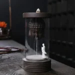 Décoration zen avec porte-encens à reflux en céramique