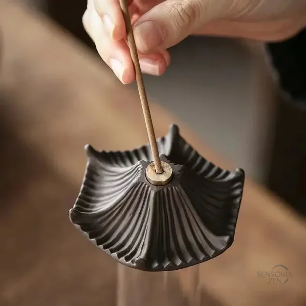 Décoration zen : porte-encens cascade traditionnelle