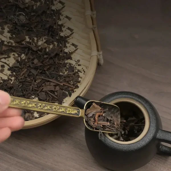 Cuillères à thé avec motifs traditionnels chinois