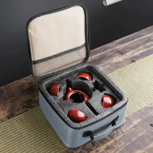 Théière en céramique avec 4 tasses incluses