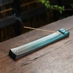 Porte-encens décoratif en céramique inspiré de la nature