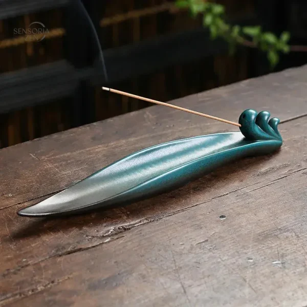 Support pour bâtons d'encens aux motifs paysagers