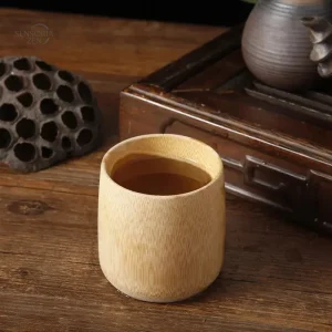 Artisanat japonais en bambou pour une expérience de thé unique