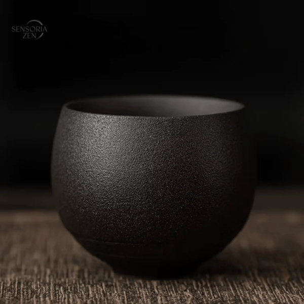 Élégante tasse de thé en poterie artisanale 80ml